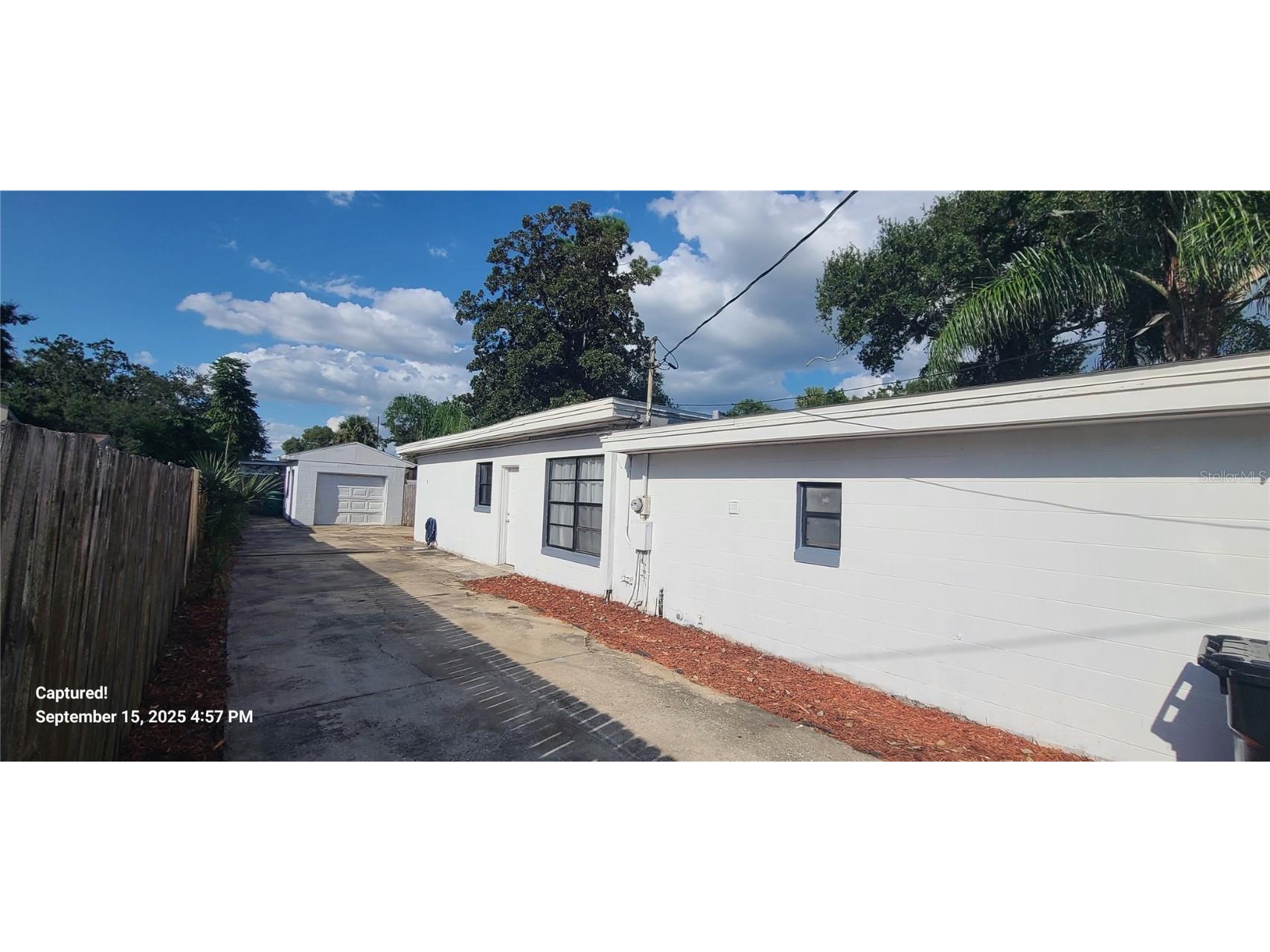 2027 Bentley Street Orlando FL 32805 O6350285 image3