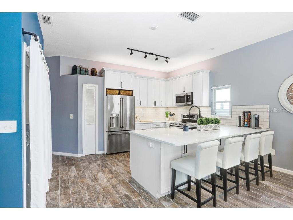 2027 Darlington Oak Drive Seffner FL 33584 TB8450375 image10