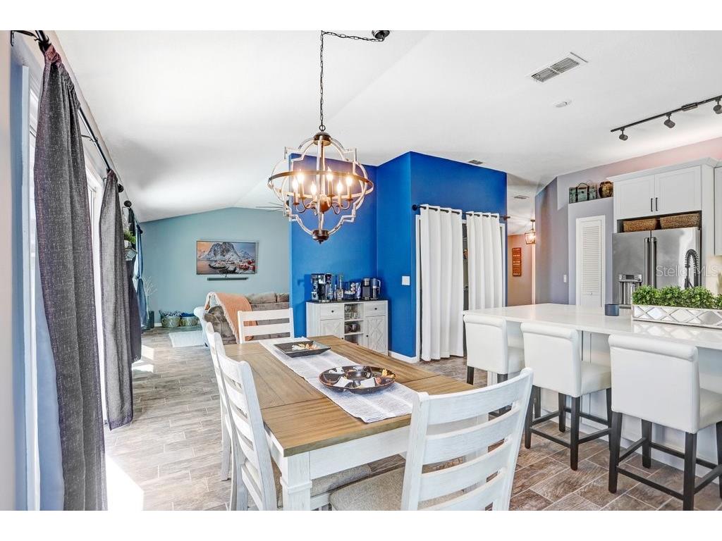 2027 Darlington Oak Drive Seffner FL 33584 TB8450375 image11