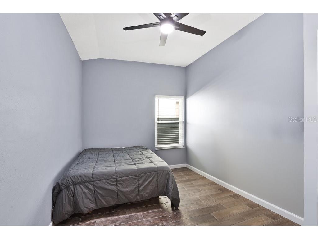 2027 Darlington Oak Drive Seffner FL 33584 TB8450375 image18