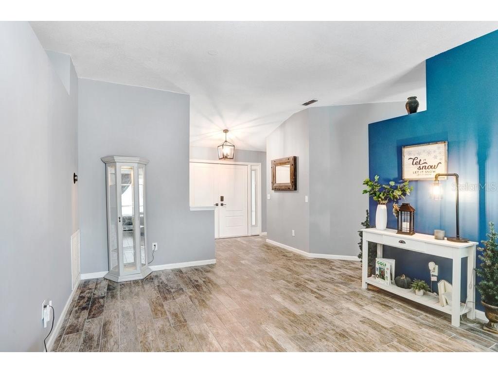 2027 Darlington Oak Drive Seffner FL 33584 TB8450375 image7