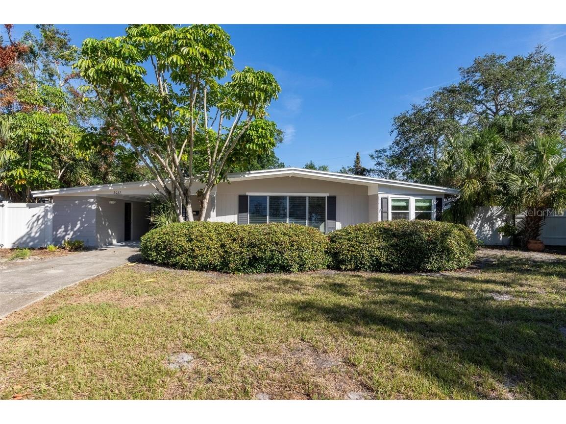2027 Inner Circle S Saint Petersburg FL 33712 TB8324811 image1