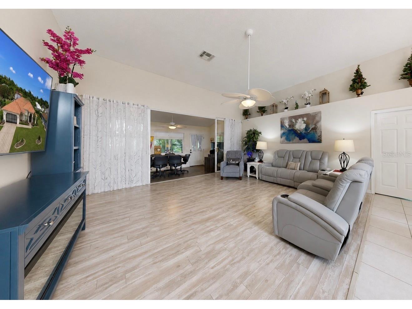 2027 New Bedford Drive Sun City Center FL 33573 TB8514939 image10