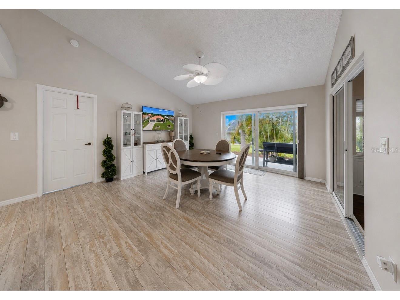 2027 New Bedford Drive Sun City Center FL 33573 TB8514939 image21