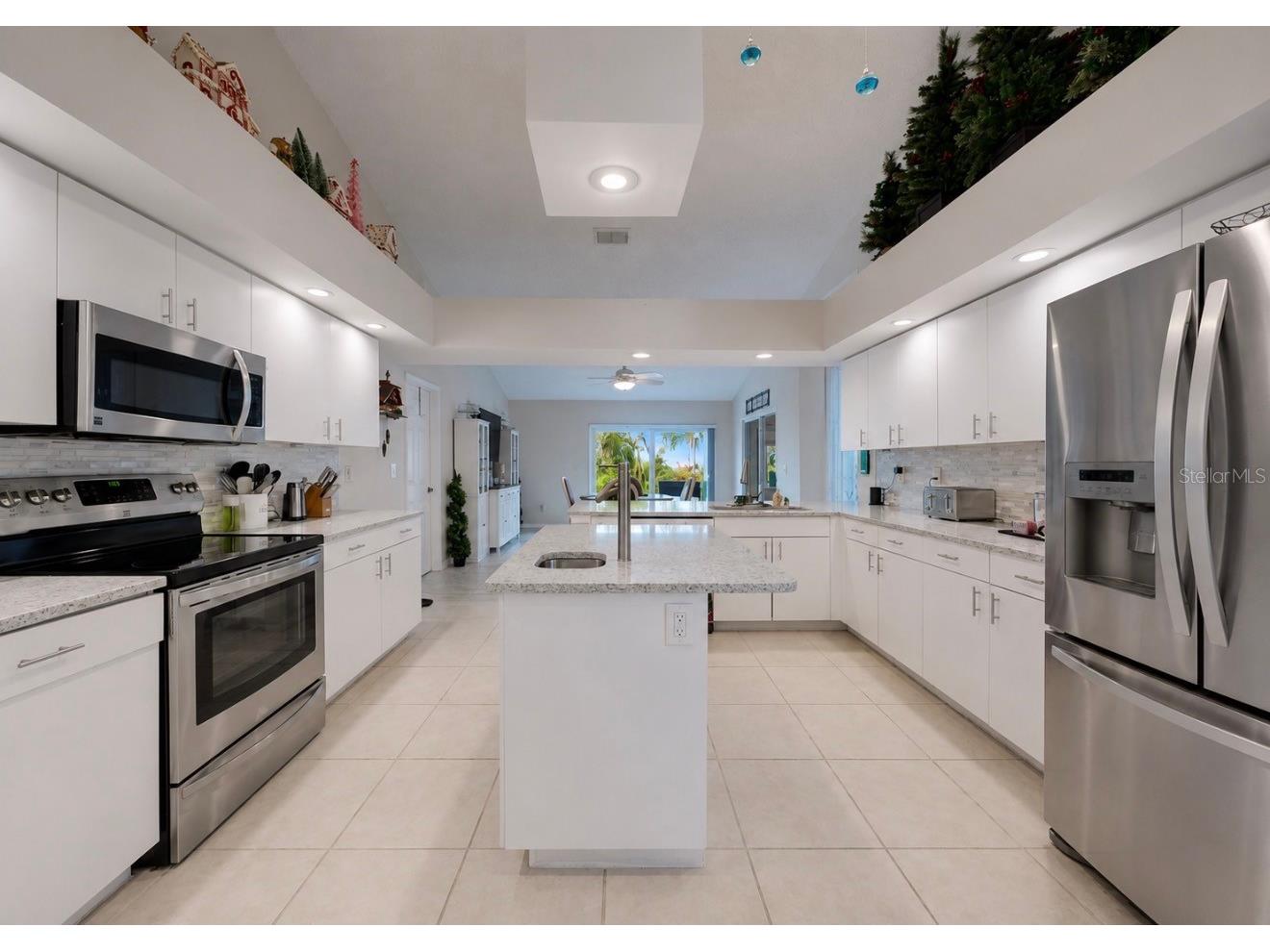2027 New Bedford Drive Sun City Center FL 33573 TB8514939 image24