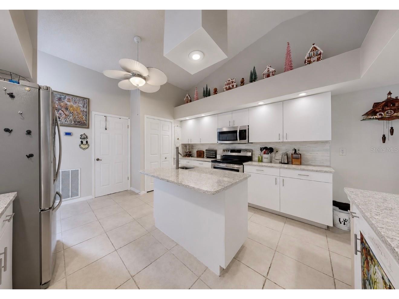 2027 New Bedford Drive Sun City Center FL 33573 TB8514939 image28