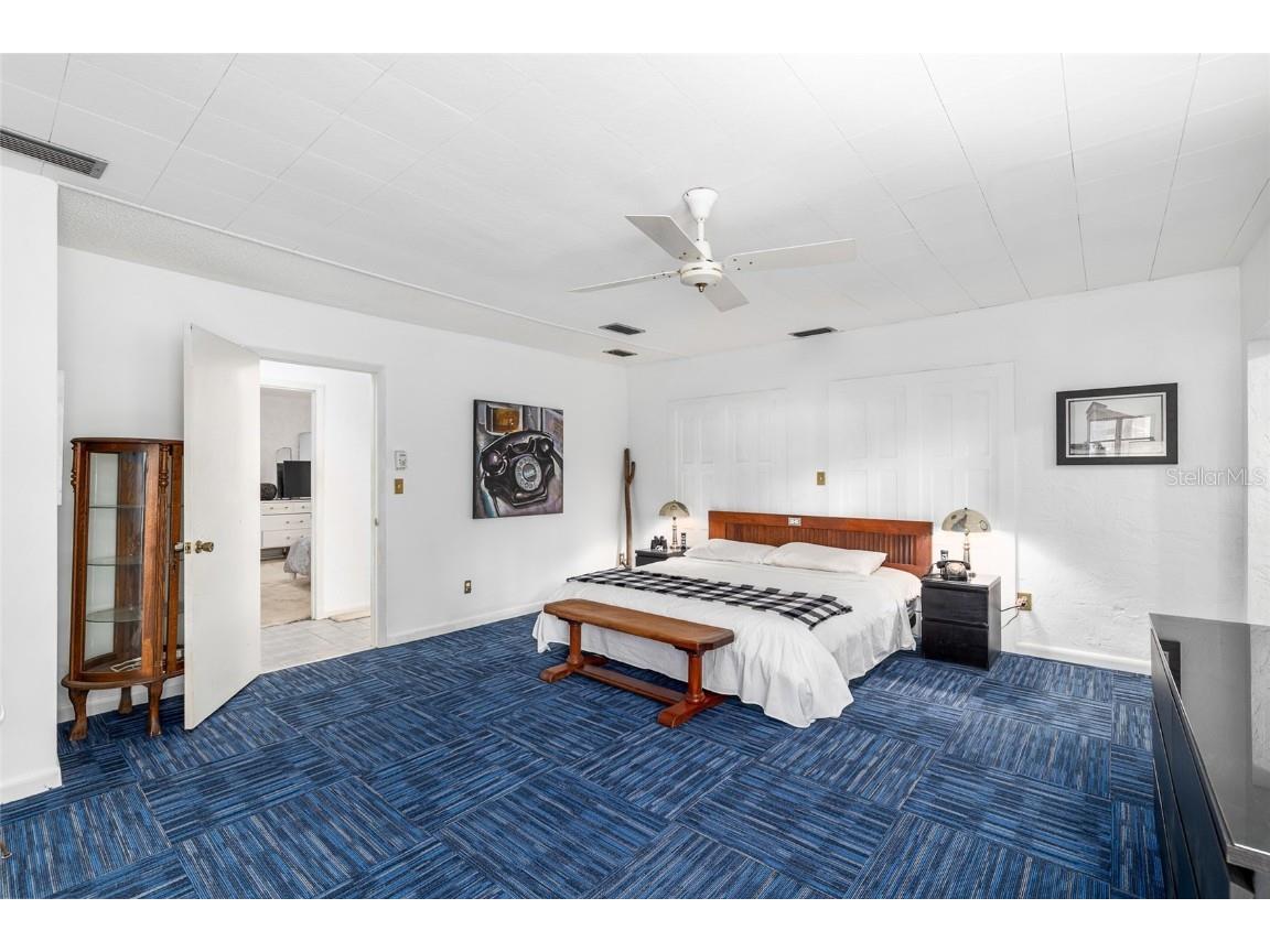 2027 Pinecrest Way Clearwater FL 33755 TB8436136 image22