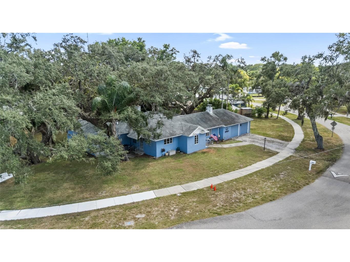 2027 Pinecrest Way Clearwater FL 33755 TB8436136 image34