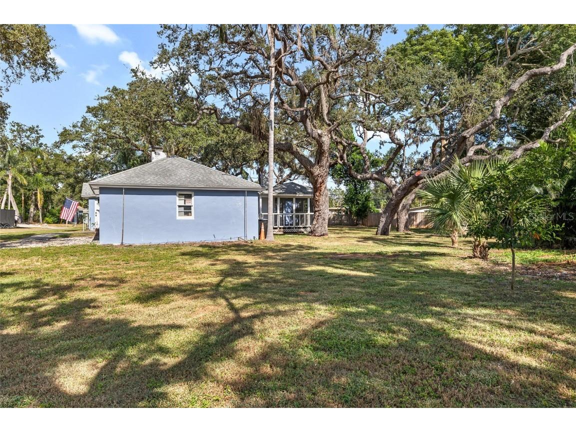 2027 Pinecrest Way Clearwater FL 33755 TB8436136 image39