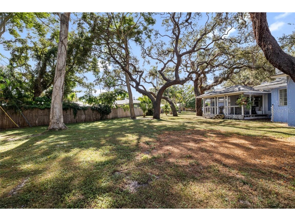 2027 Pinecrest Way Clearwater FL 33755 TB8436136 image41