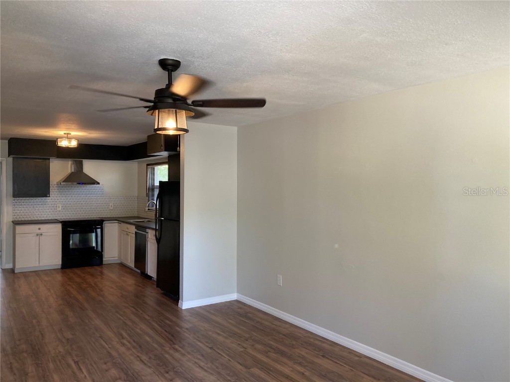 2028 29th Avenue N Saint Petersburg FL 33713 TB8461420 image3