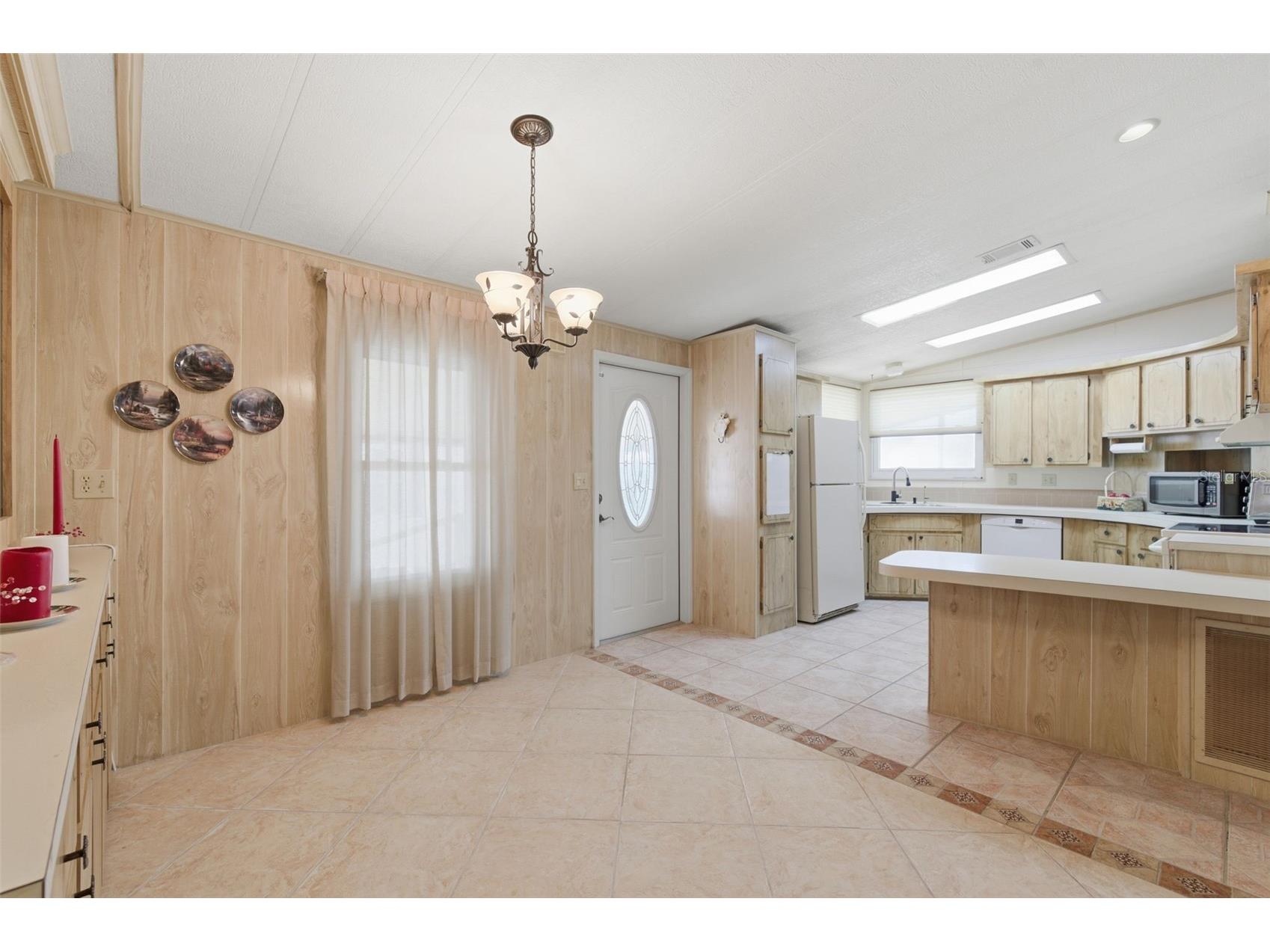 2028 Hilo Drive Holiday FL 34691 W7882656 image10