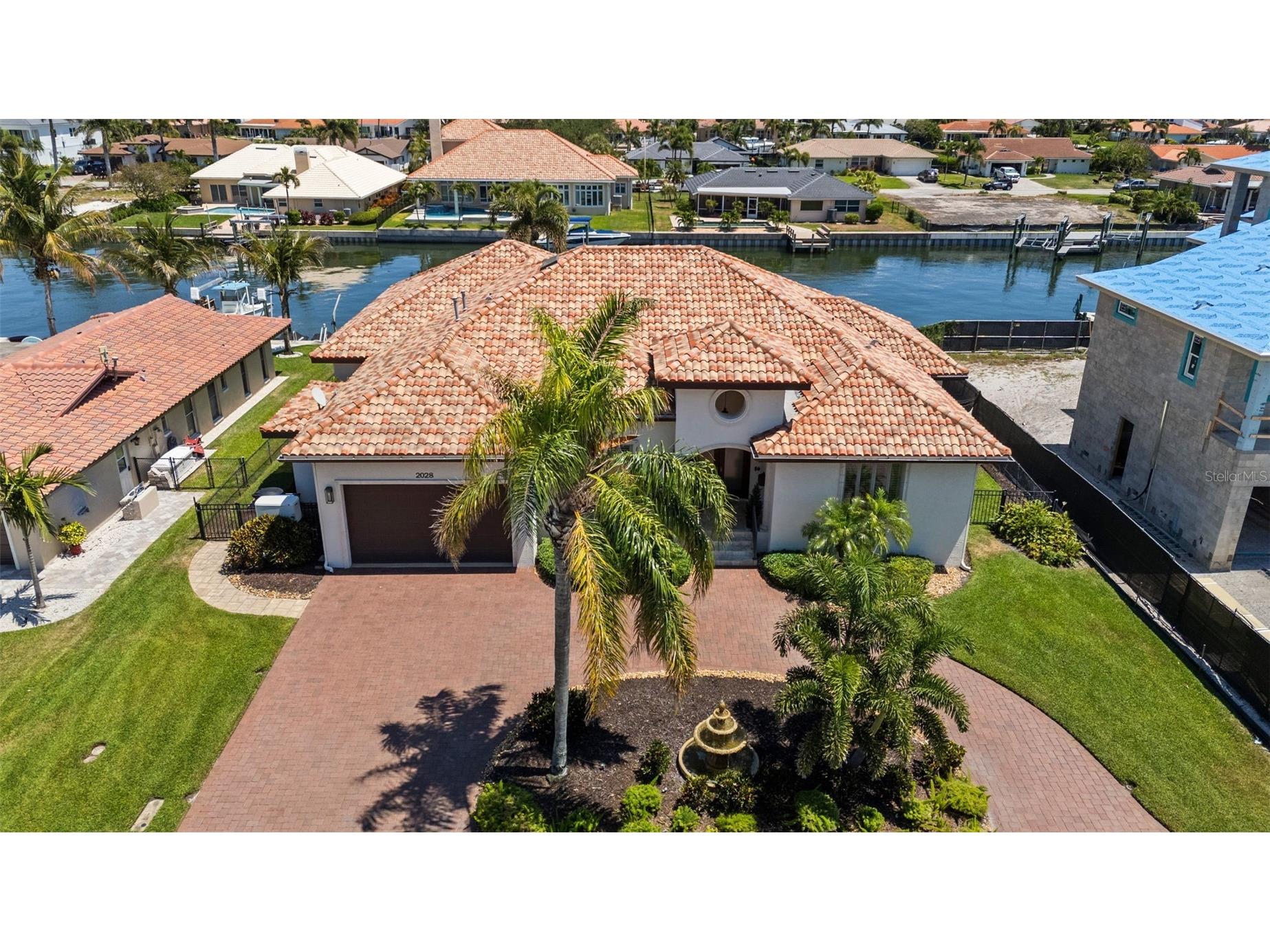 2028 Illinois Avenue NE Saint Petersburg FL 33703 - TAMPA BAY TB8503091 image1