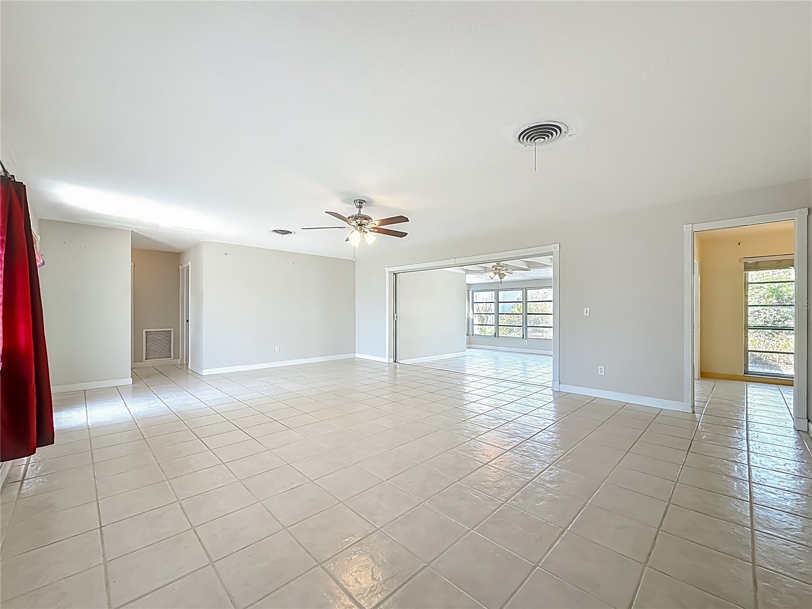 2028 Imperial Way Clearwater FL 33764 TB8493552 image9