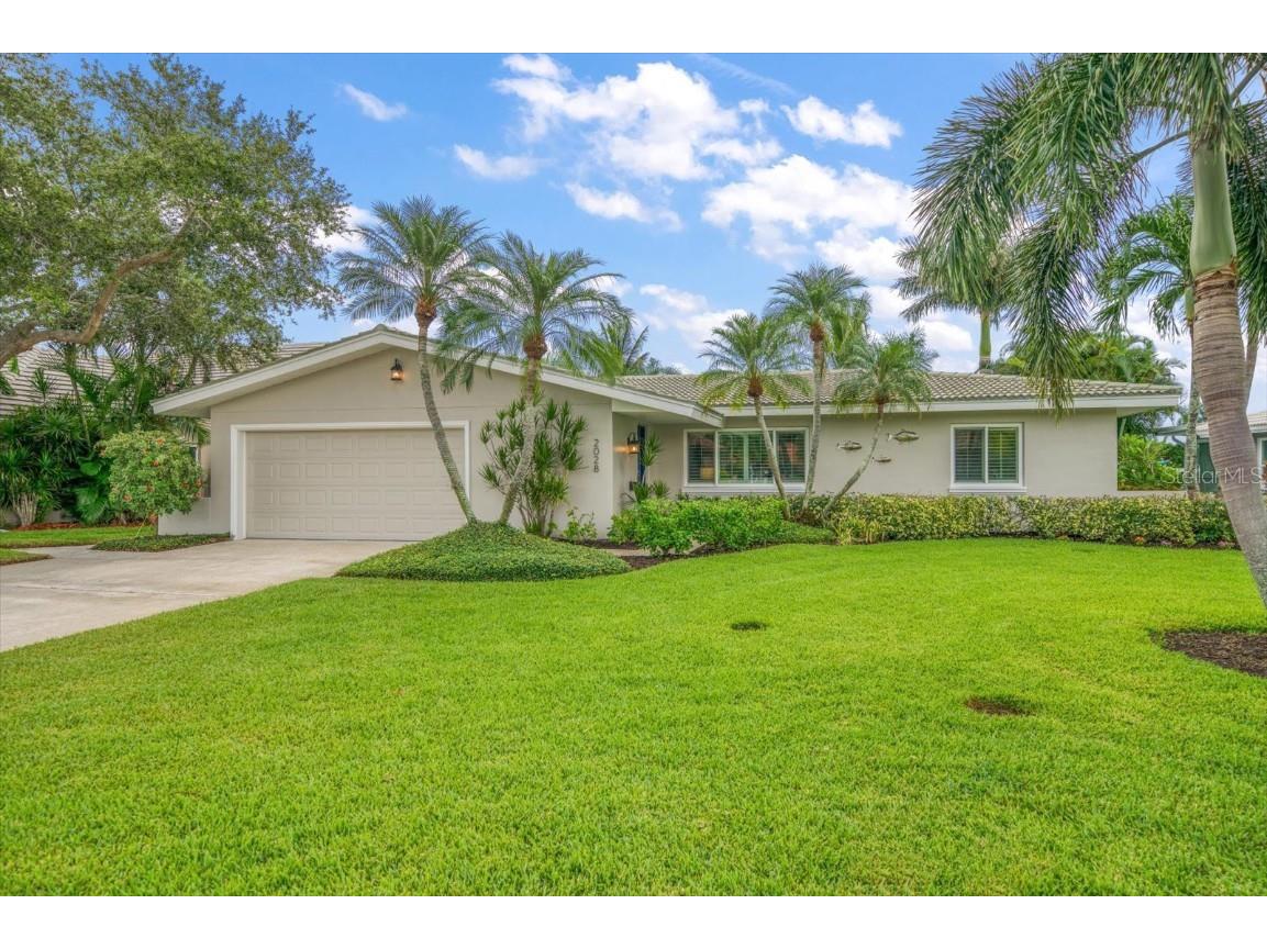 2028 Michigan Avenue NE Saint Petersburg FL 33703 U8215521 image1