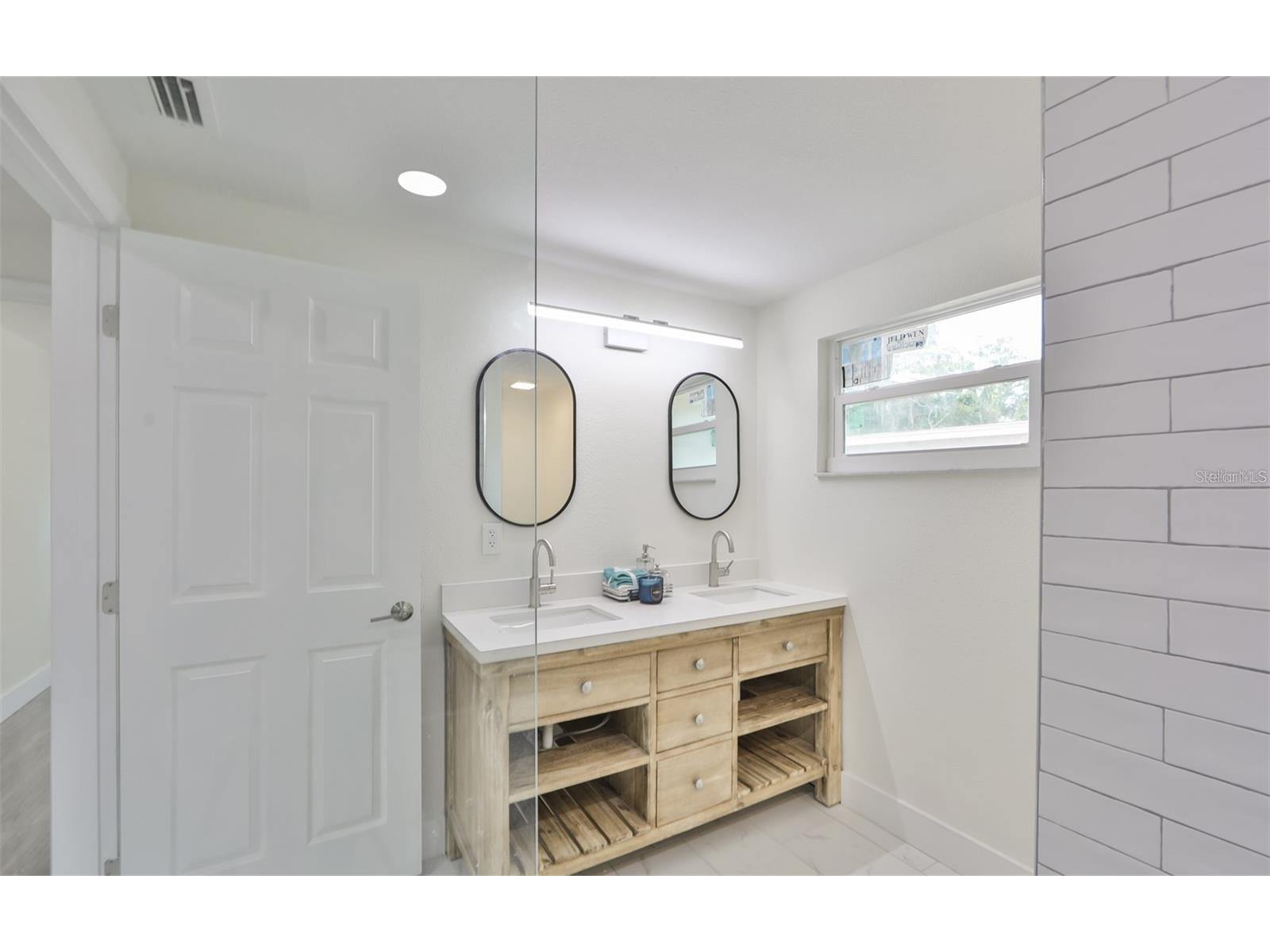 2028 N Betty Lane Clearwater FL 33755 TB8467089 image14