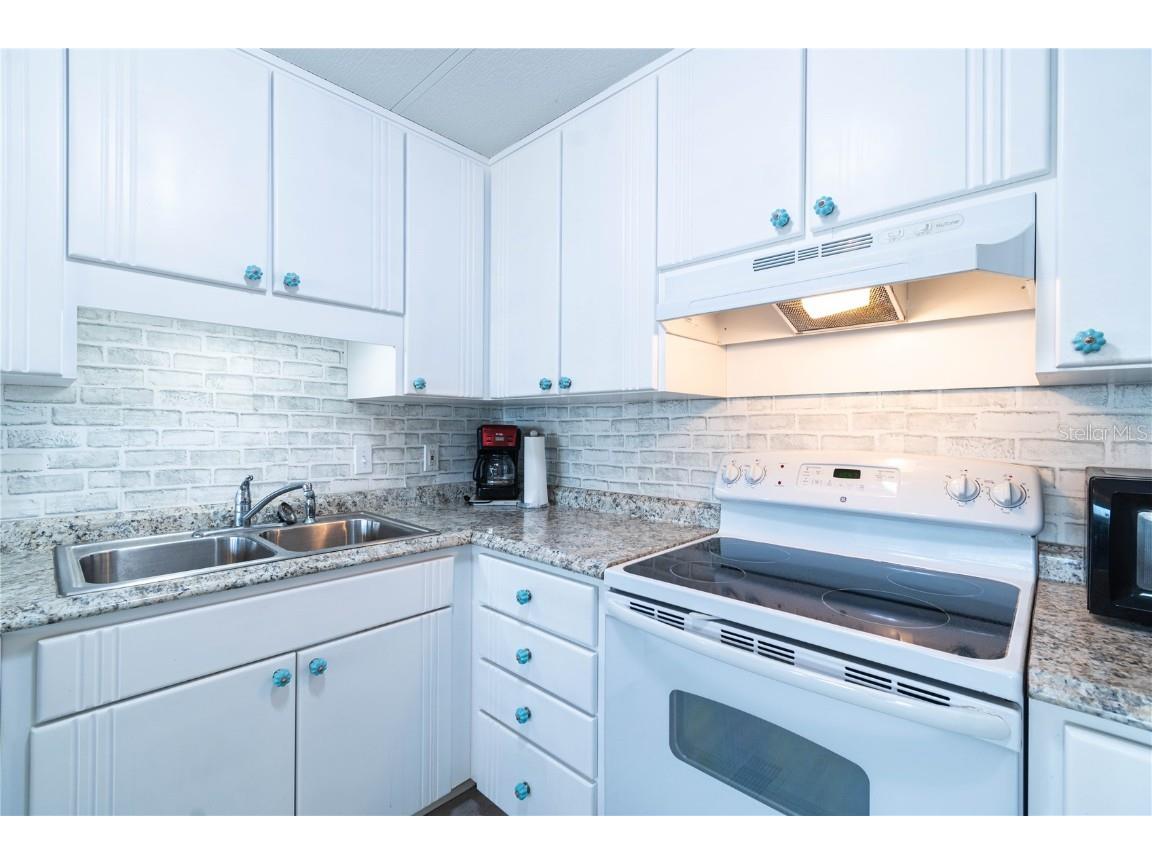 2028 Oahu Drive Holiday FL 34691 TB8327106 image12