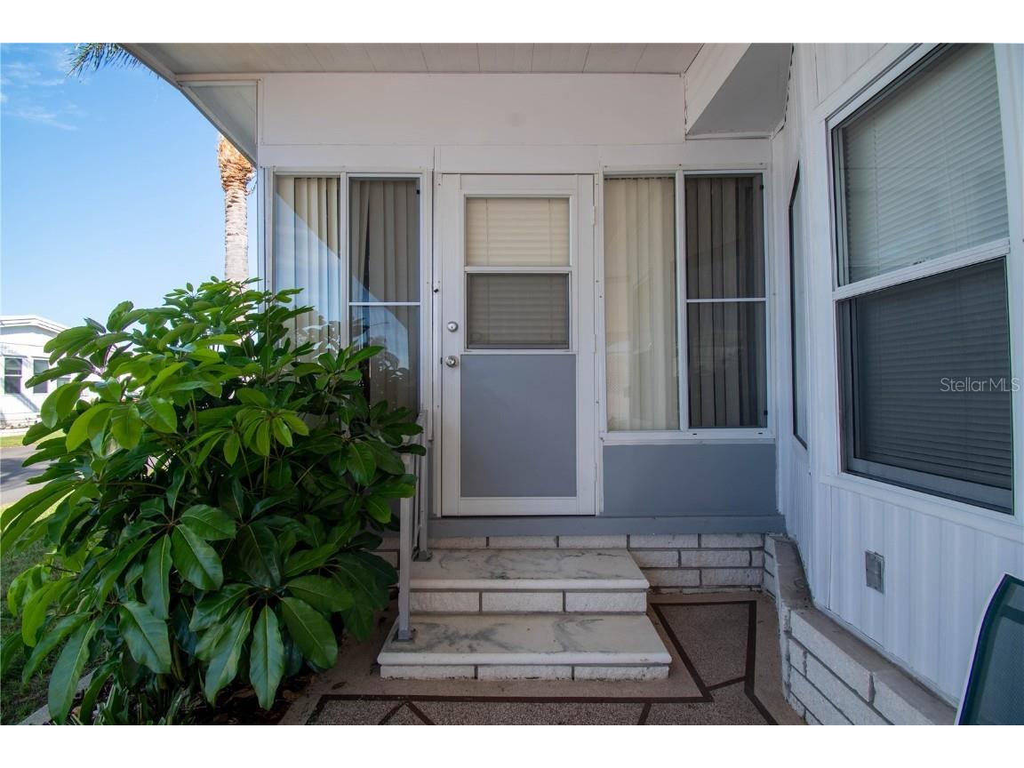 2028 Oahu Drive Holiday FL 34691 TB8327106 image4