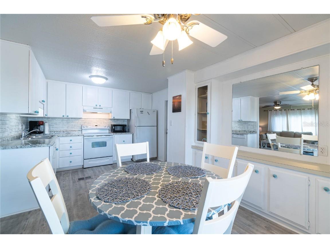 2028 Oahu Drive Holiday FL 34691 TB8327106 image7