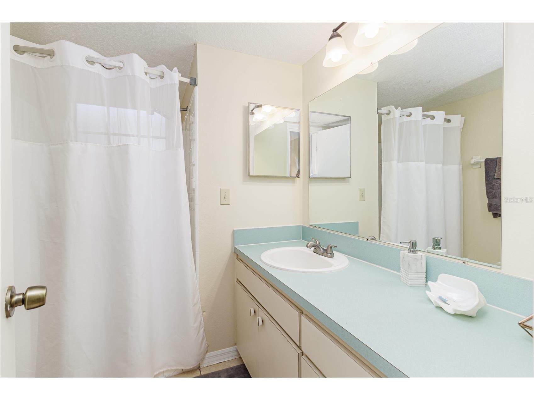 2028 Royal Bay Boulevard #85 Kissimmee FL 34746 L4959467 image16