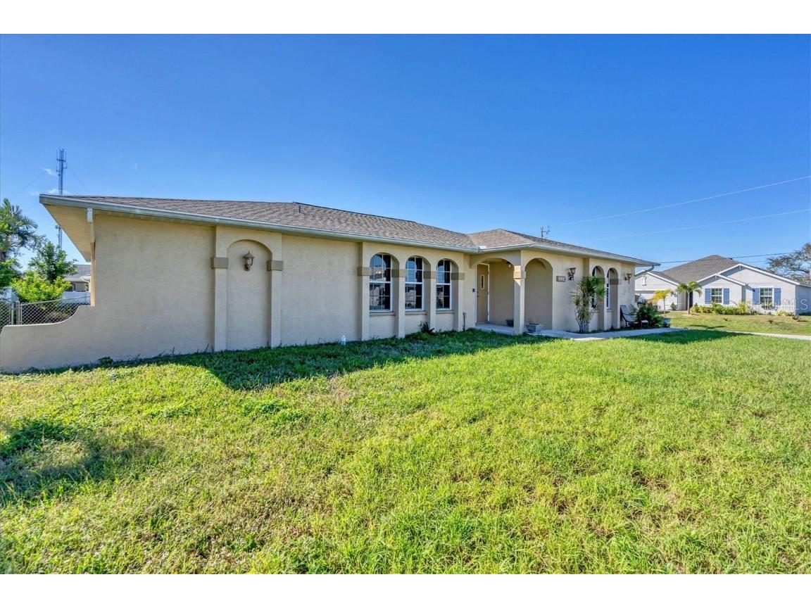 2028 SW 31st Terrace Cape Coral FL 33914 D6134270 image1
