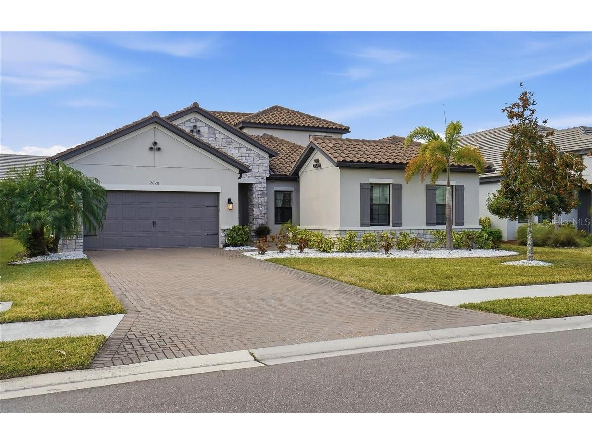 2028 Woodleaf Hammock Court Bradenton FL 34211 A4682385 image4