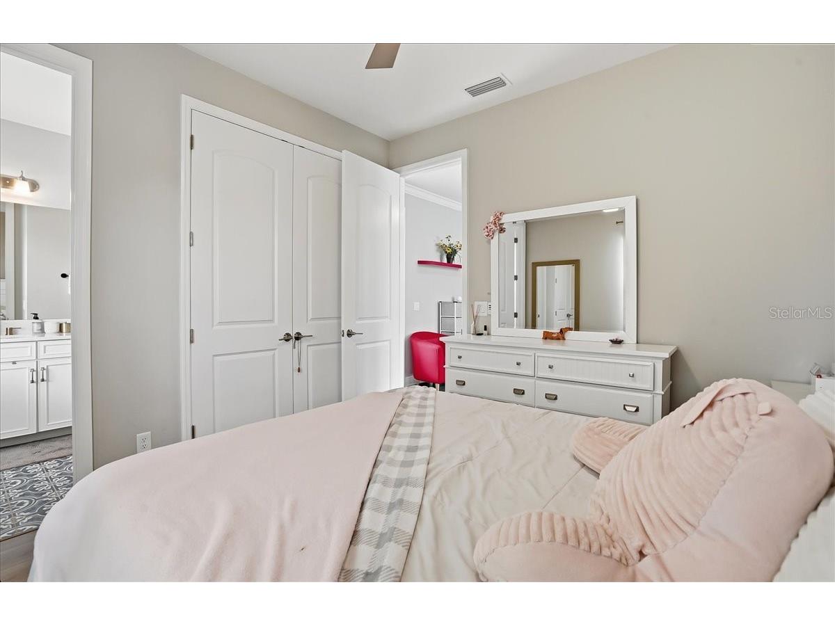 2028 Woodleaf Hammock Court Bradenton FL 34211 A4682385 image41