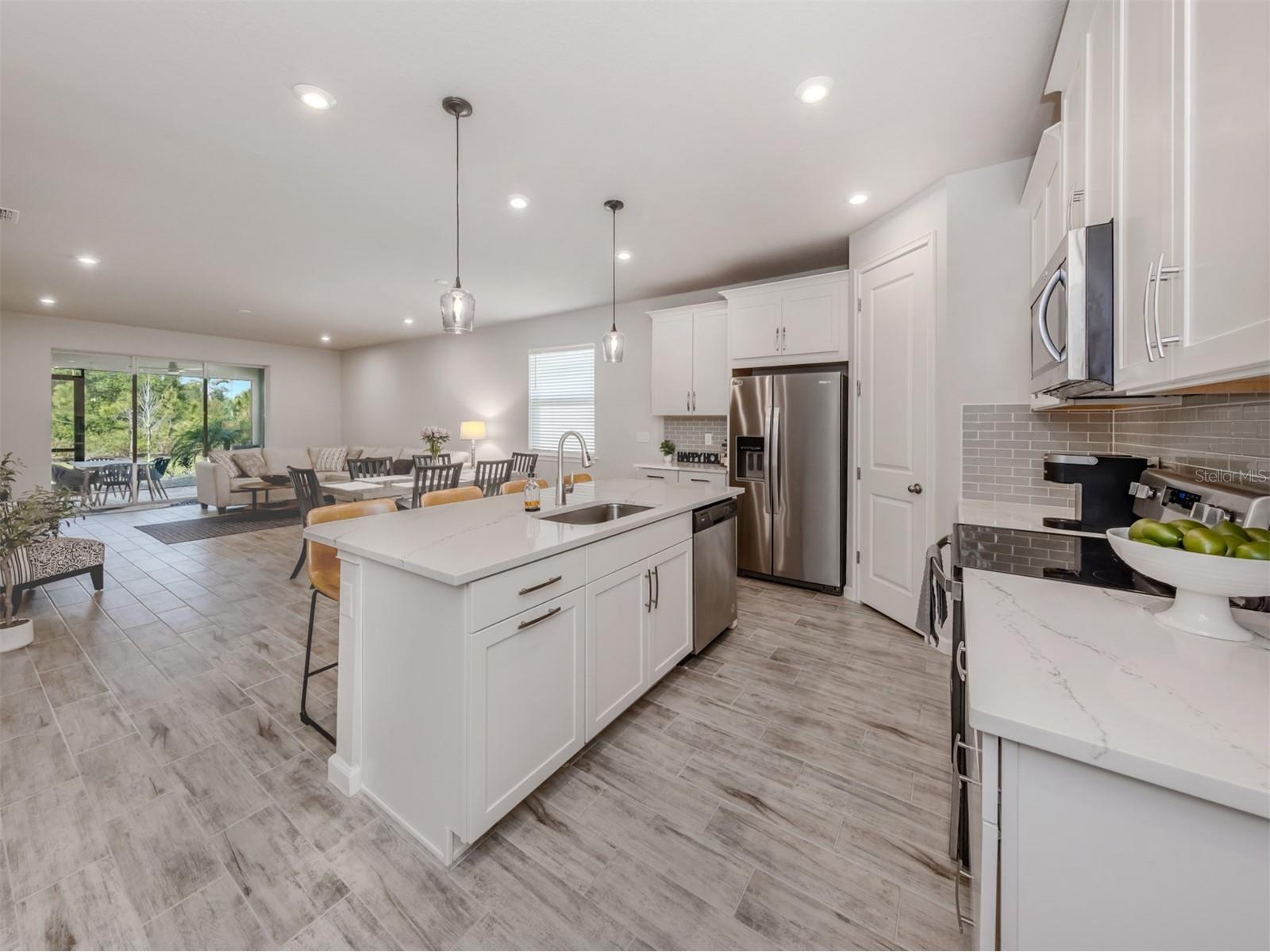 20285 Symphony Place Venice FL 34293 N6141779 image3
