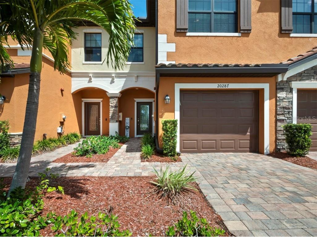 20287 Lagente Circle Venice FL 34293 A4580107 image1