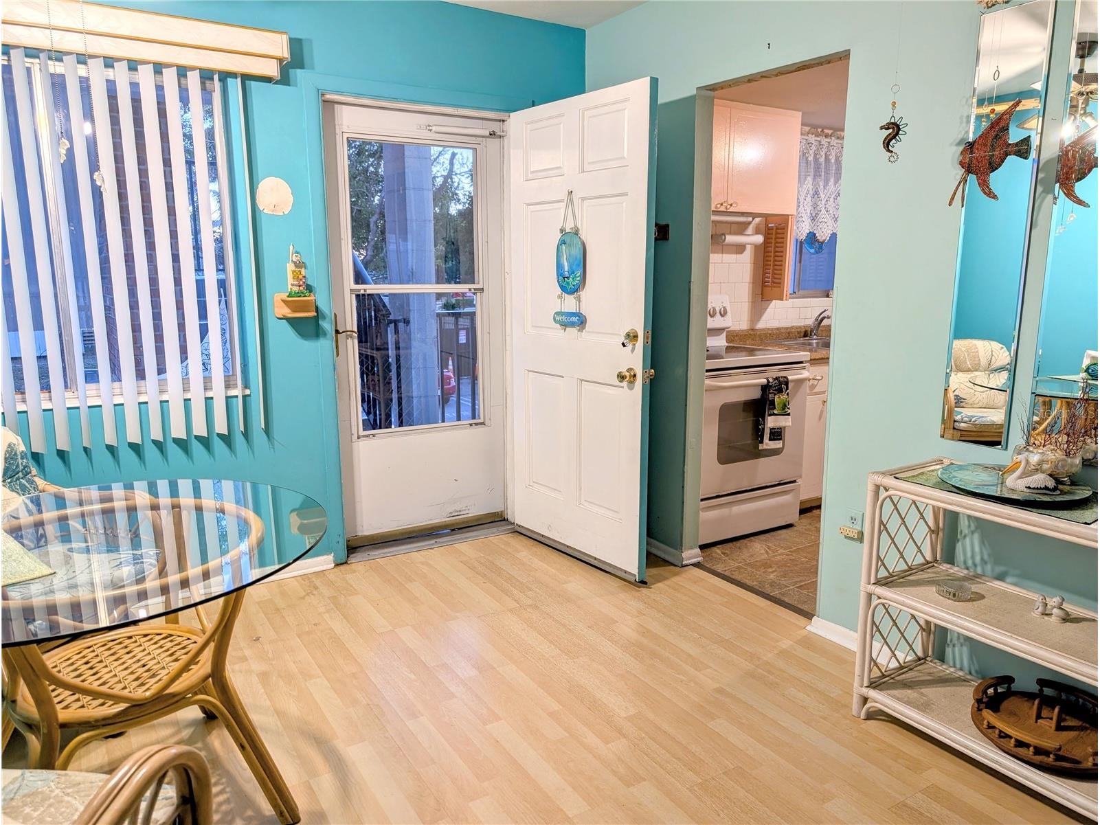 2029 Sunset Drive #UNIT E-21 Bradenton FL 34207 A4681277 image2