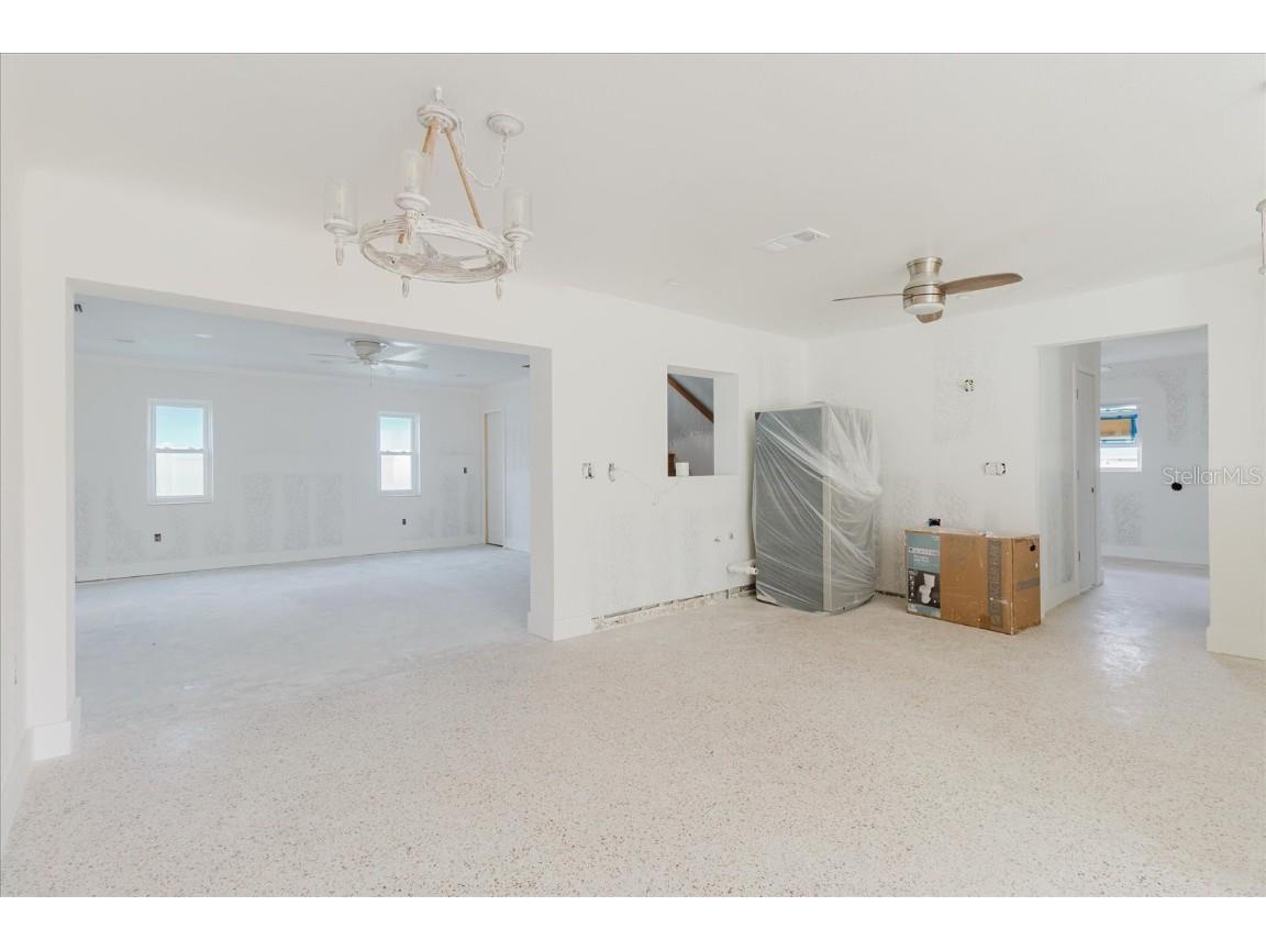 203 163rd Avenue Redington Beach FL 33708 TB8427856 image13