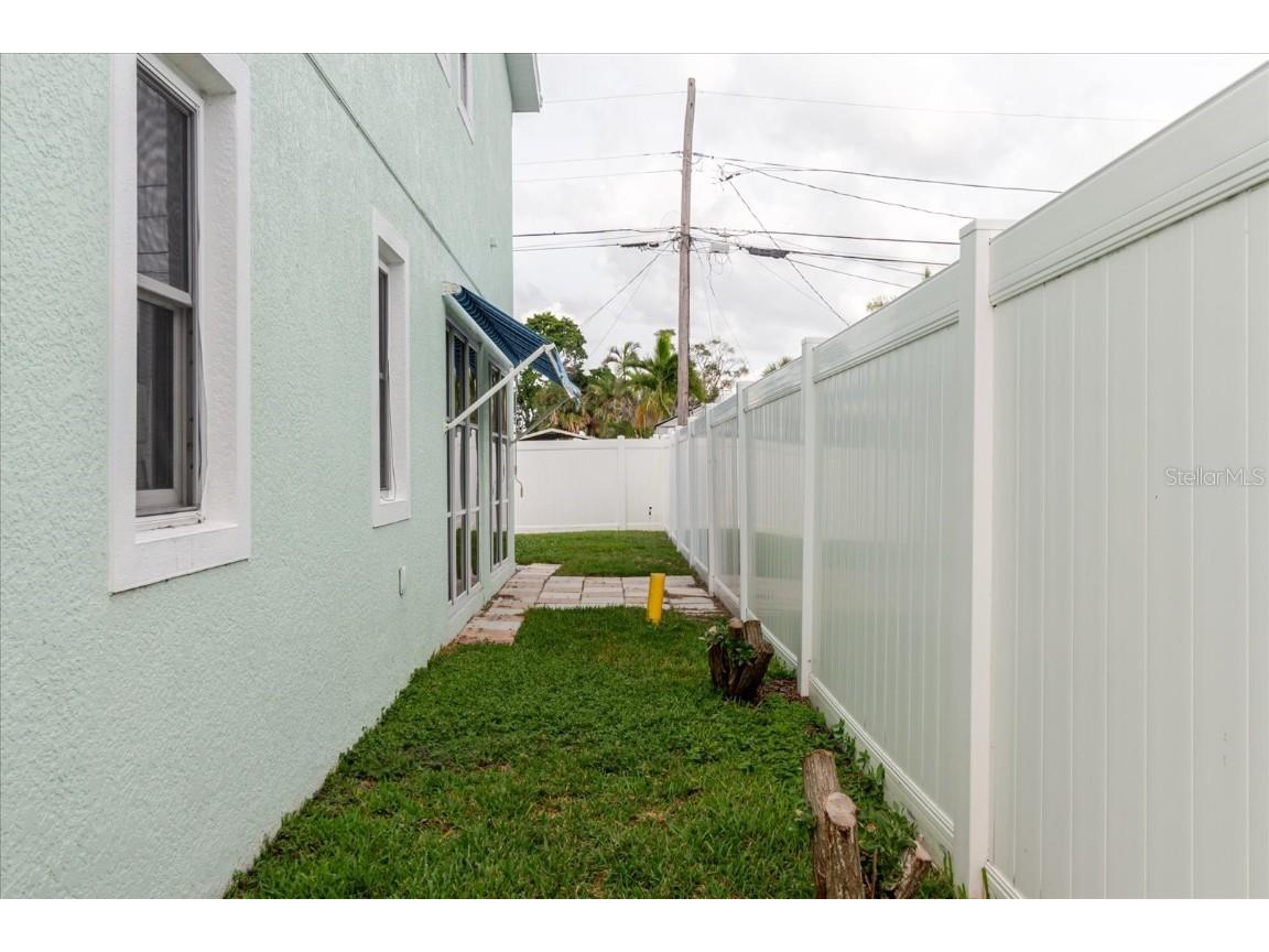 203 163rd Avenue Redington Beach FL 33708 TB8427856 image40