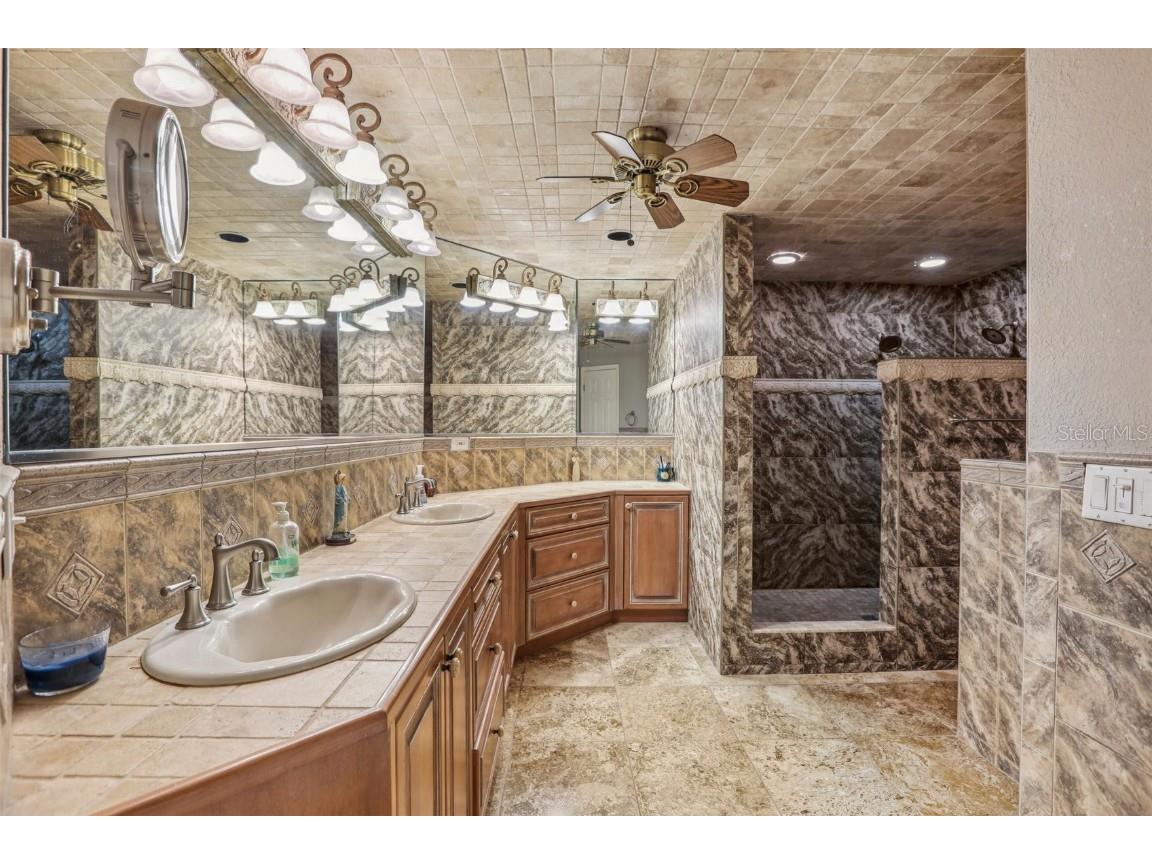 203 46th Avenue Saint Pete Beach FL 33706 TB8407129 image17