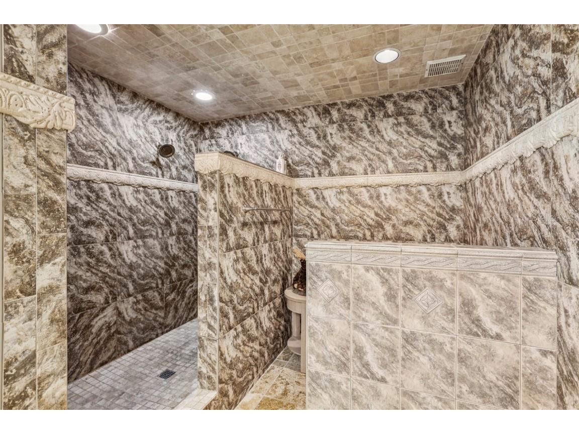 203 46th Avenue Saint Pete Beach FL 33706 TB8407129 image18