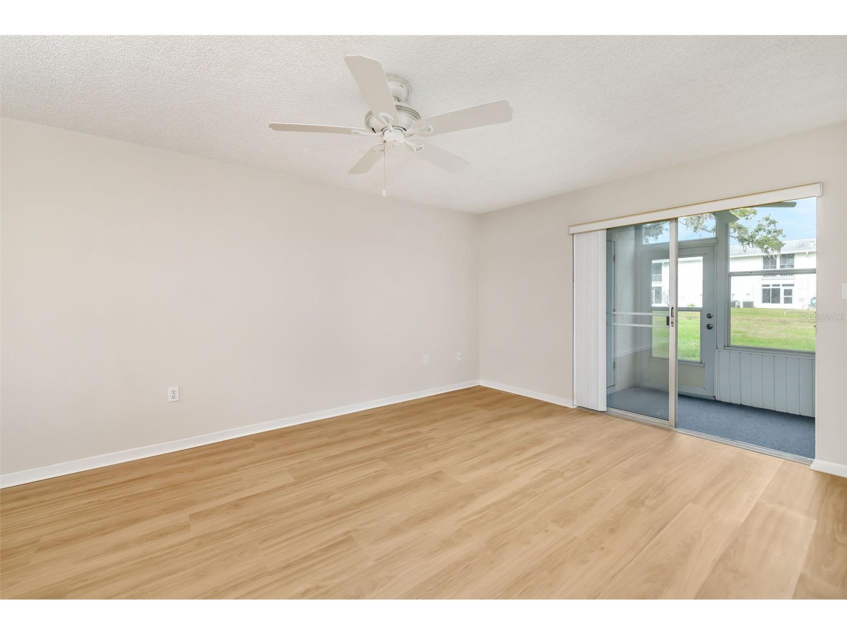 203 47th Avenue Drive W #167 Bradenton FL 34207 A4676676 image4