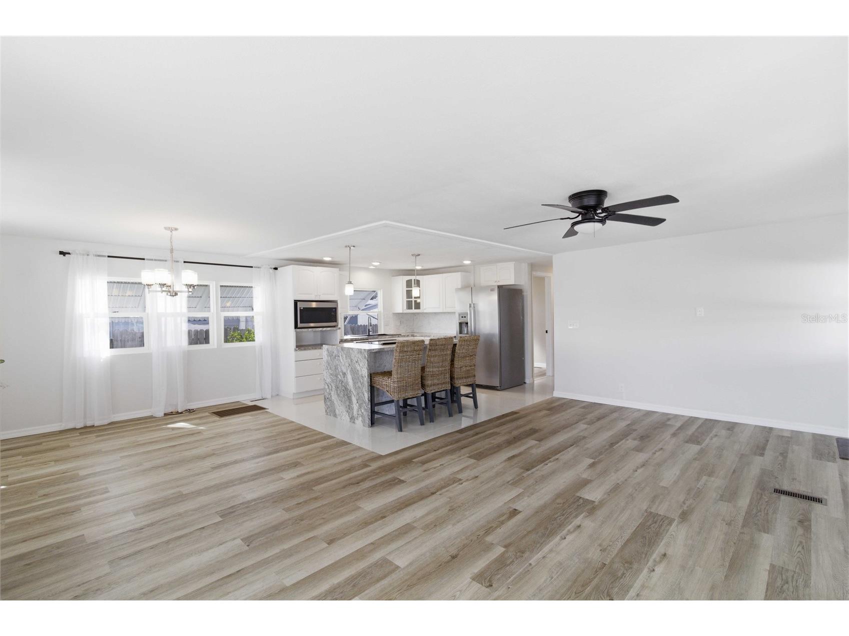 203 48th Avenue Drive W Bradenton FL 34207 A4686244 image5