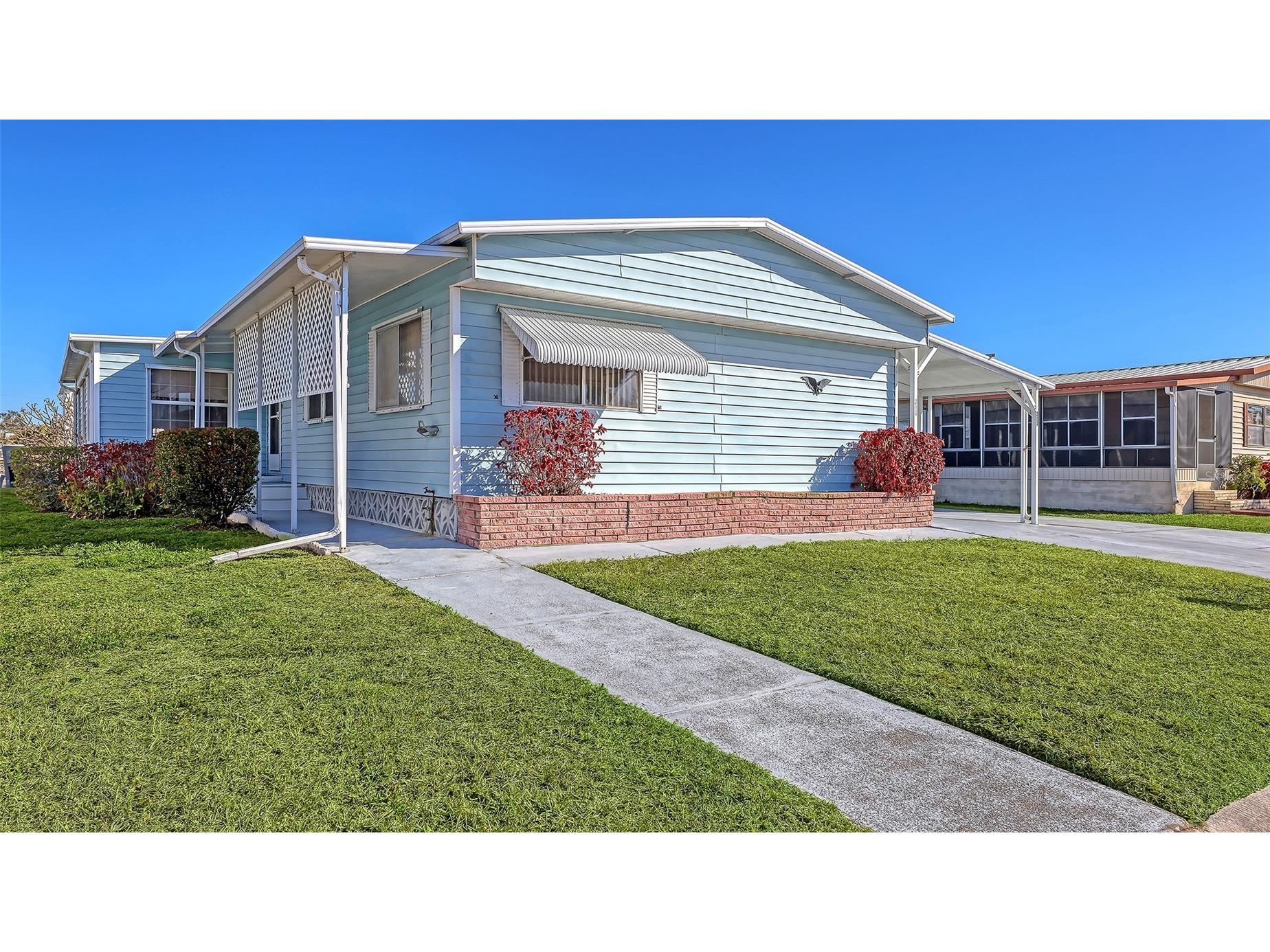203 50th Avenue Plaza E Bradenton FL 34203 A4681343 image1