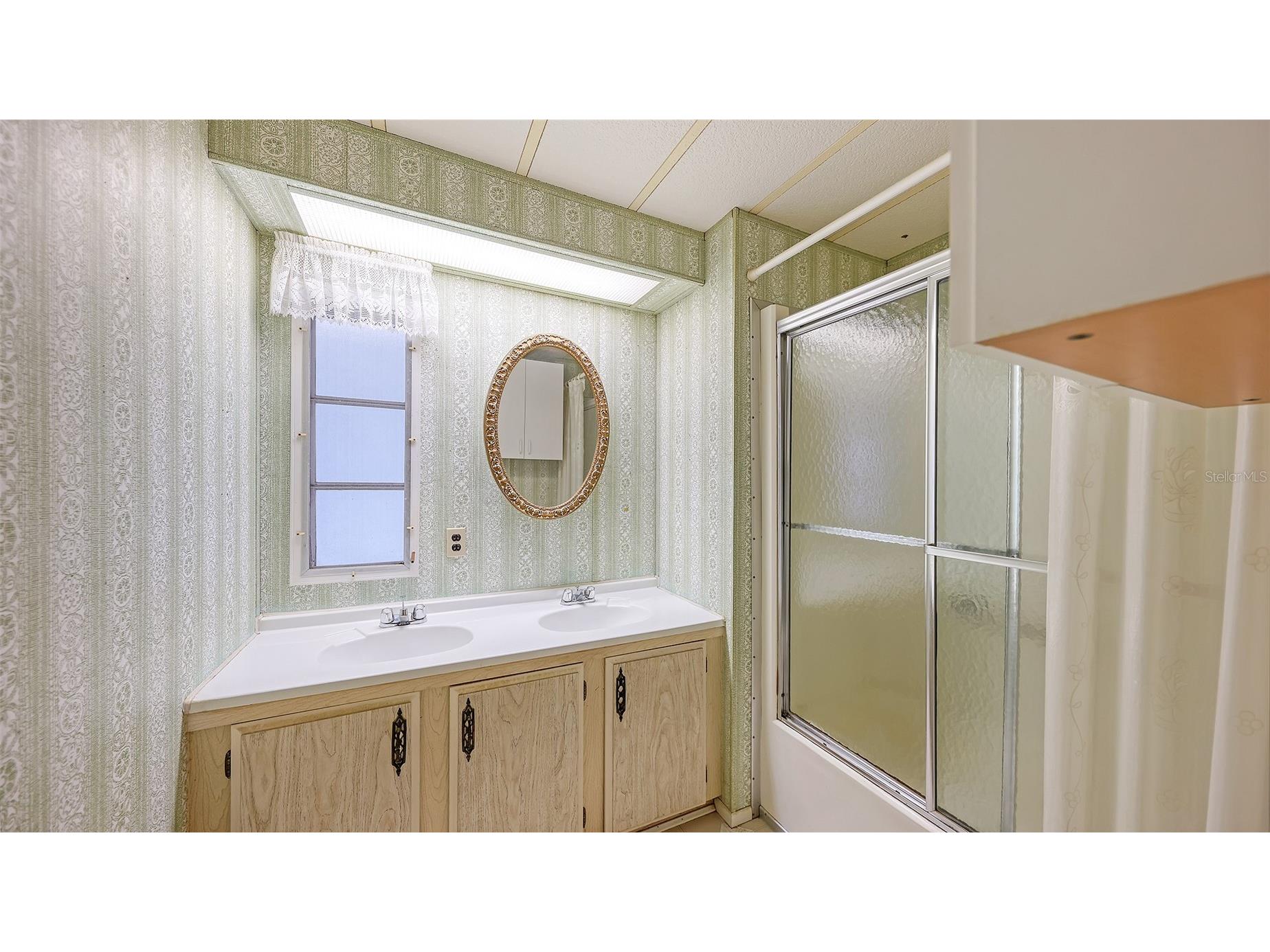203 50th Avenue Plaza E Bradenton FL 34203 A4681343 image26