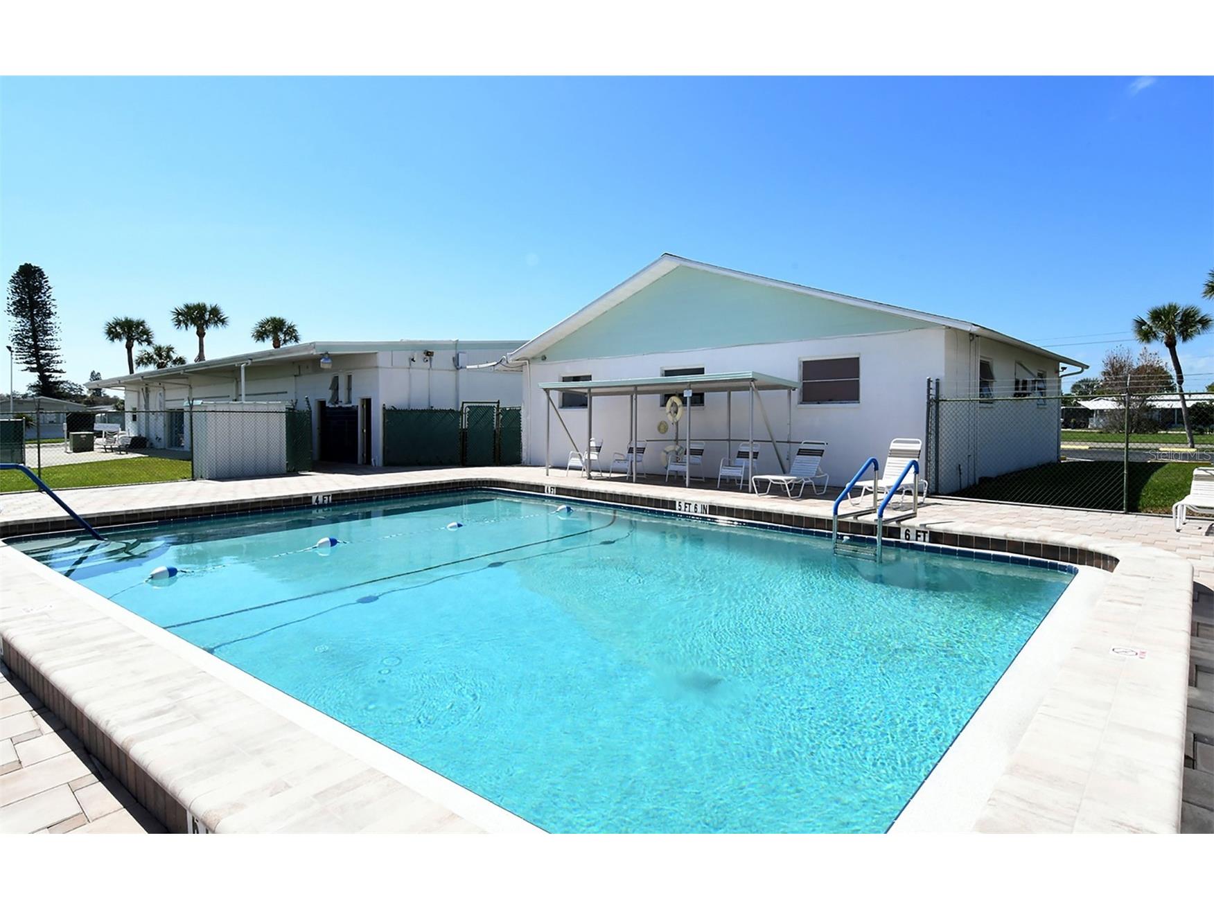 203 50th Avenue Plaza E Bradenton FL 34203 A4681343 image42