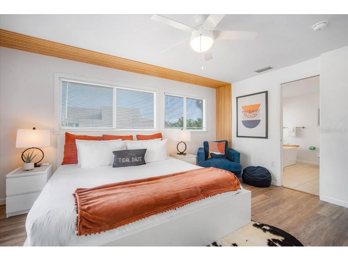 203 72nd Street Holmes Beach FL 34217 A4664948 image24