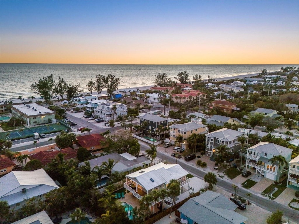 203 72nd Street Holmes Beach FL 34217 A4664948 image74