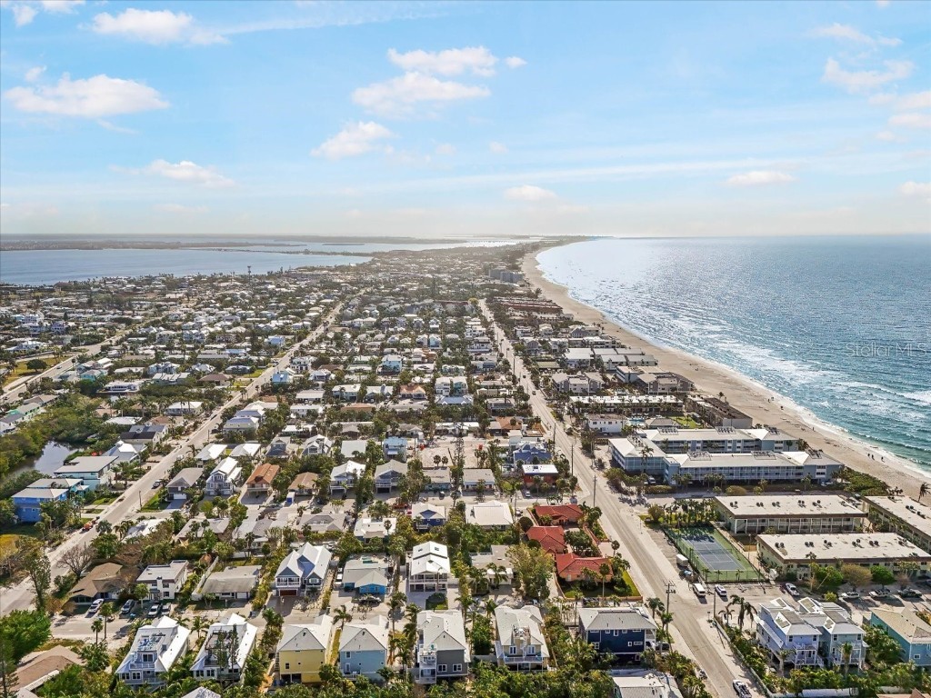 203 72nd Street Holmes Beach FL 34217 A4664948 image75