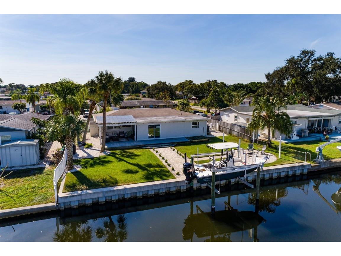 203 94th Avenue NE Saint Petersburg FL 33702 - RIVIERA BAY CANAL U8220264 image1