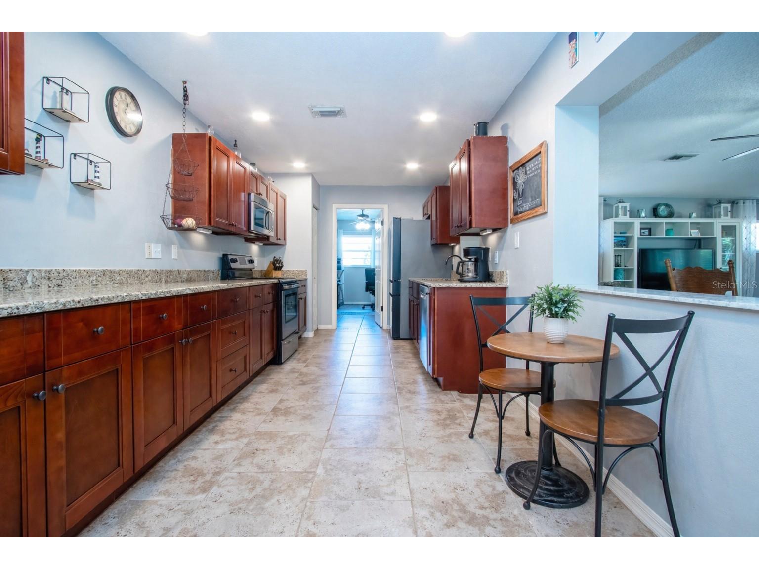 203 Amesbury Circle Sun City Center FL 33573 TB8486521 image11