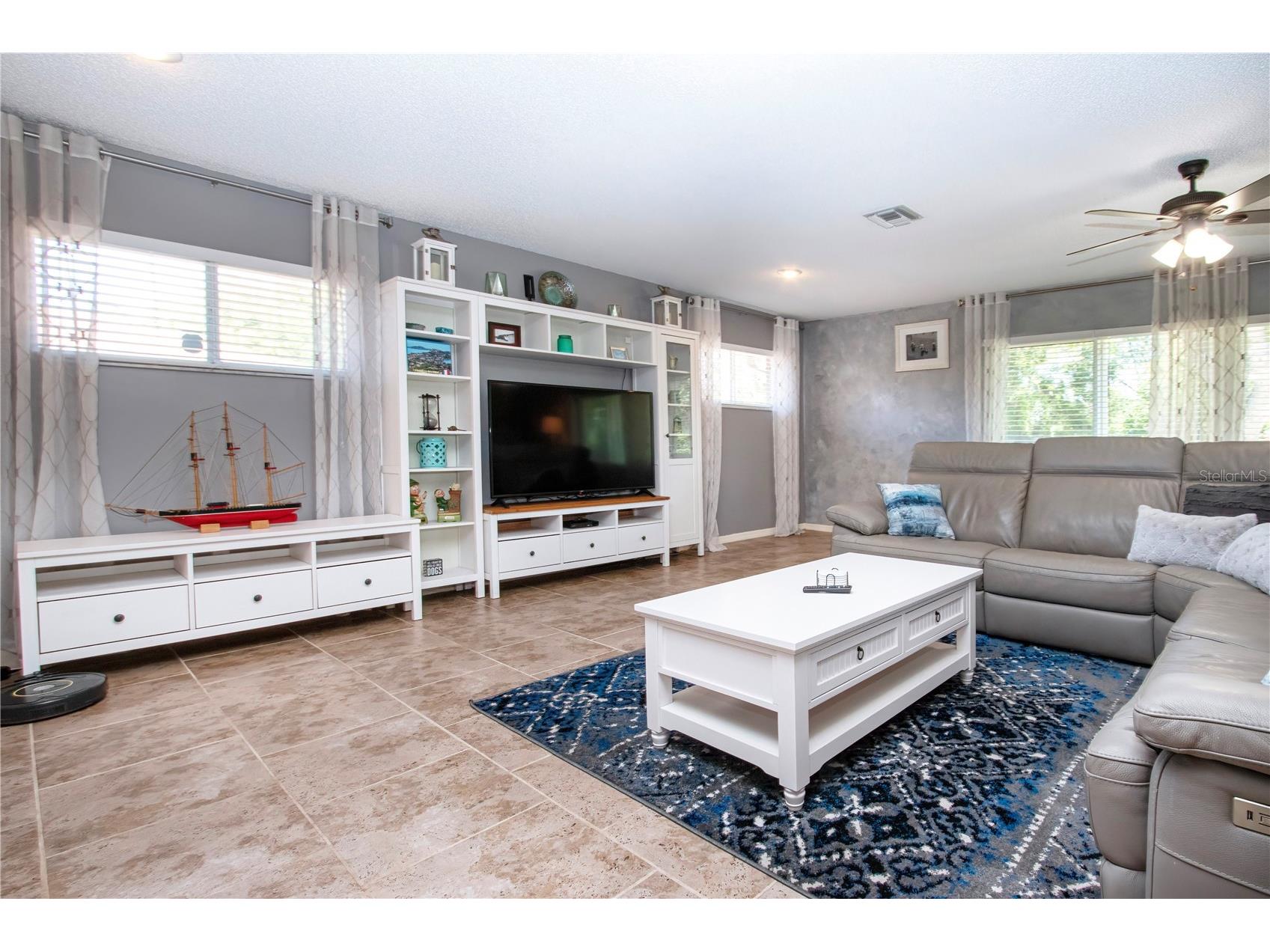 203 Amesbury Circle Sun City Center FL 33573 TB8486521 image19