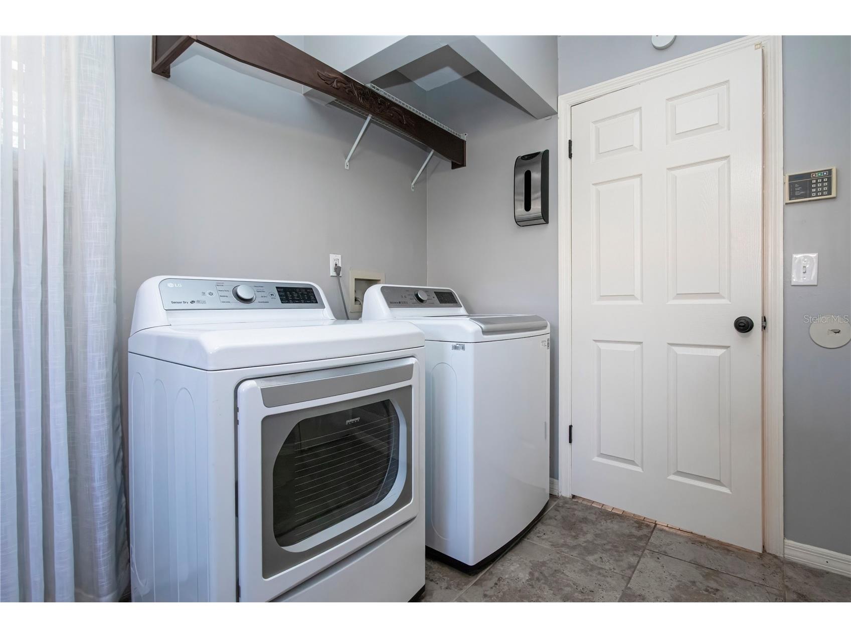 203 Amesbury Circle Sun City Center FL 33573 TB8486521 image29