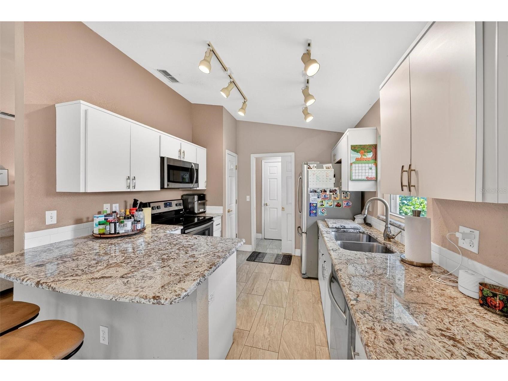 203 Ashley Loop Davenport FL 33837 O6389262 image10