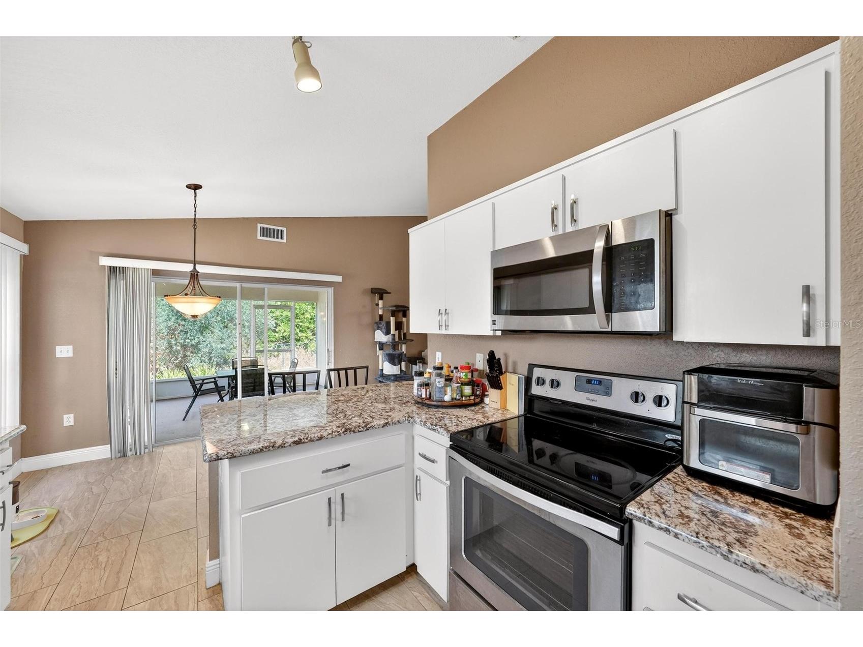 203 Ashley Loop Davenport FL 33837 O6389262 image12