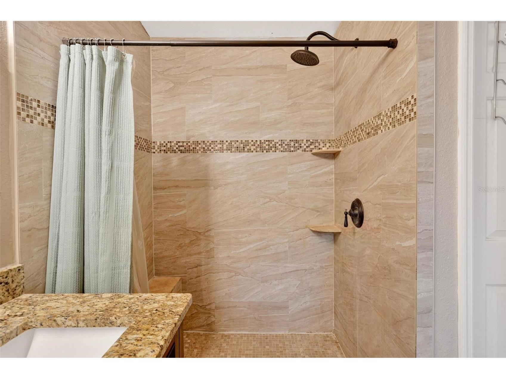 203 Ashley Loop Davenport FL 33837 O6389262 image19