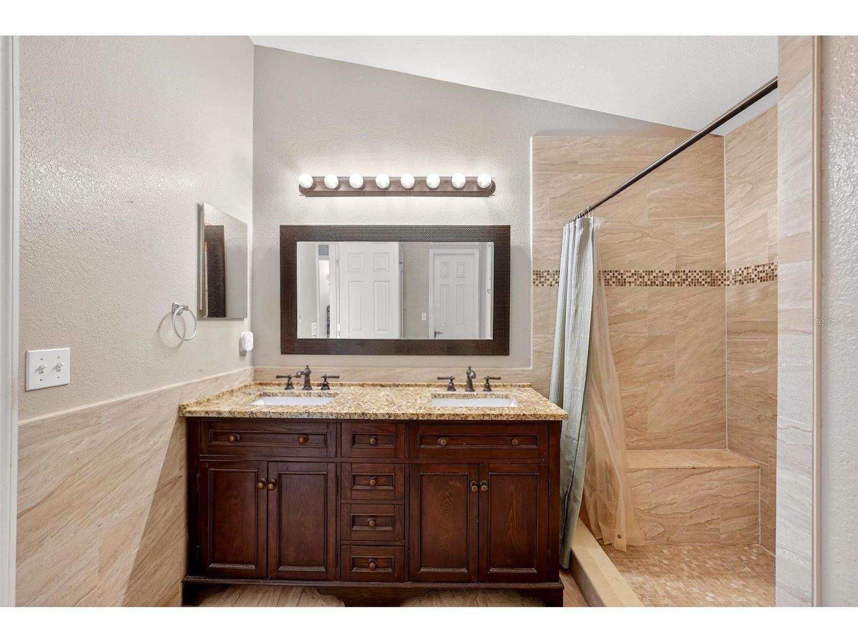 203 Ashley Loop Davenport FL 33837 O6389262 image20